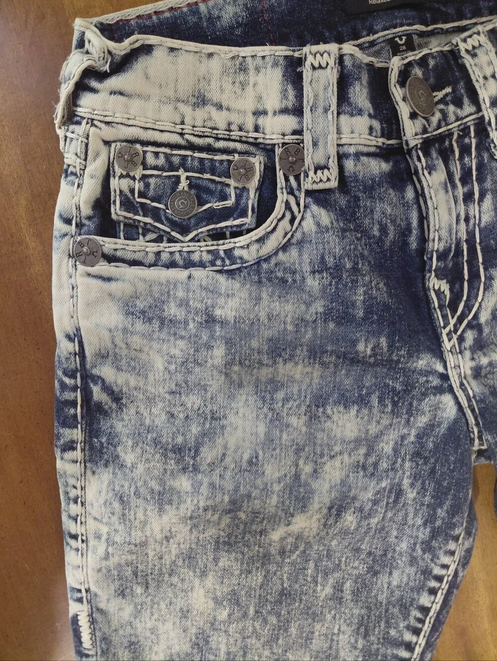 NWOT True Religion Size 28 Ricky Relaxed Straight Super Fray Shorts Flap Pocket